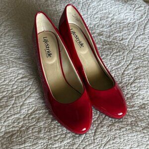 Life Stride Soft Stride Red Patent Heels size 9M